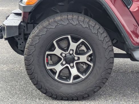 Used 2021 Jeep Wrangler Unlimited Rubicon AWD/4WD image 11