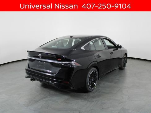 New 2026 Nissan Sentra SR w/ SR Premium Package FWD image 12