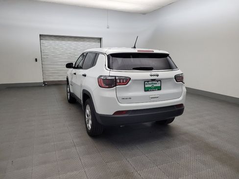 Used 2024 Jeep Compass Sport AWD/4WD image 5