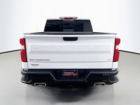 Used 2025 Chevrolet Silverado 1500 LT Trail Boss w/ Convenience Package II AWD/4WD image 7