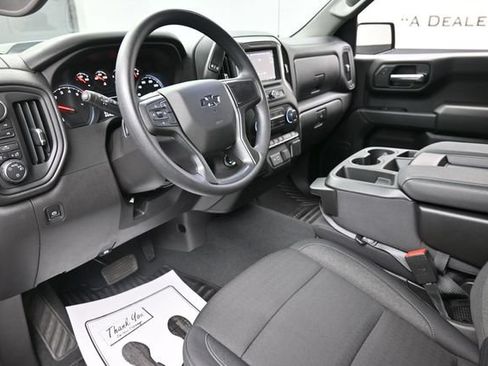 Used 2025 Chevrolet Silverado 1500 Custom Trail Boss AWD/4WD image 18