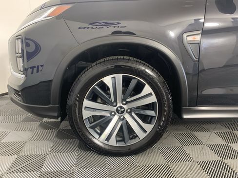 Used 2024 Mitsubishi Outlander Sport ES AWD/4WD image 11