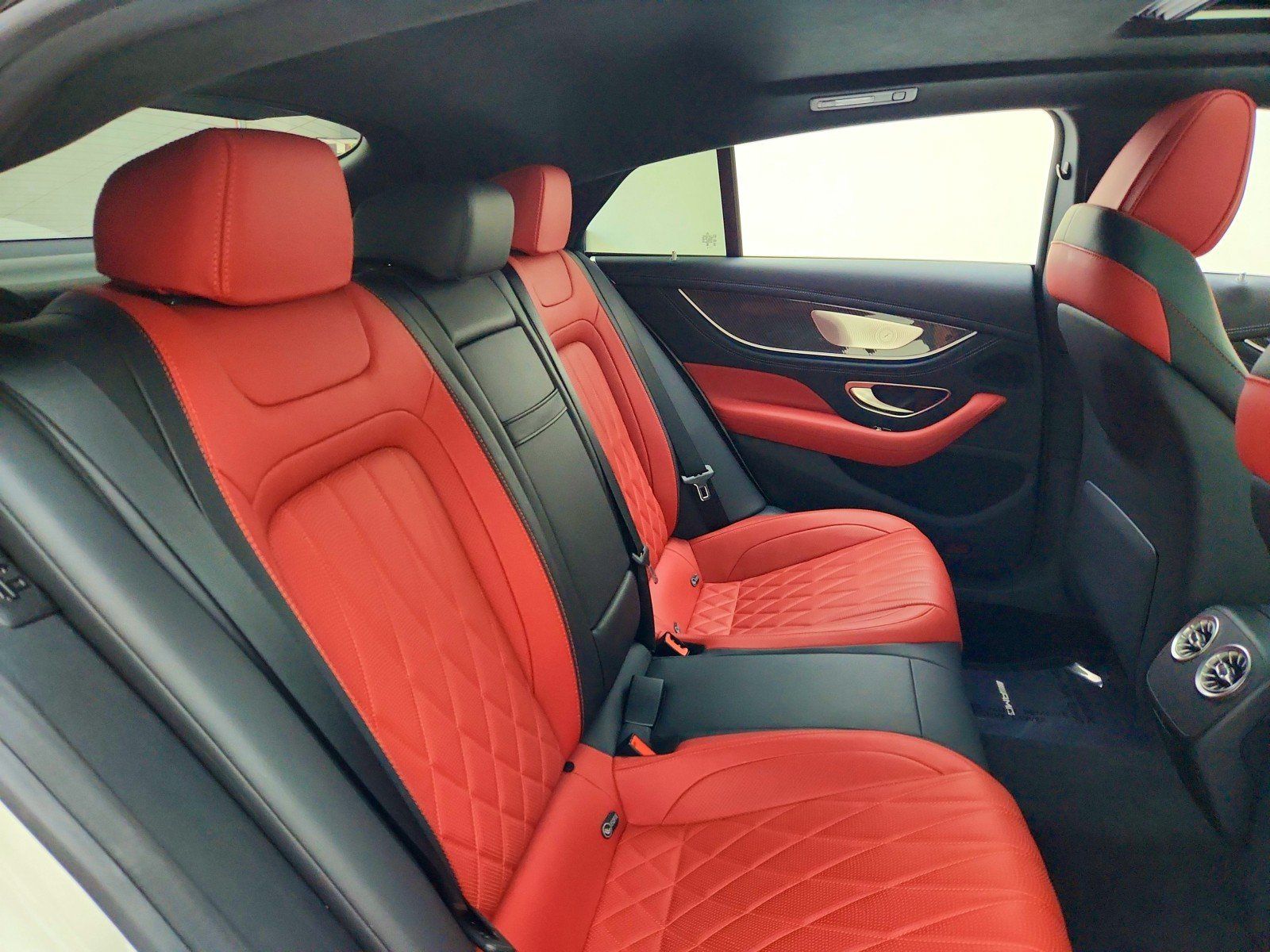 Used 2024 Mercedes-Benz AMG GT 53 image 32