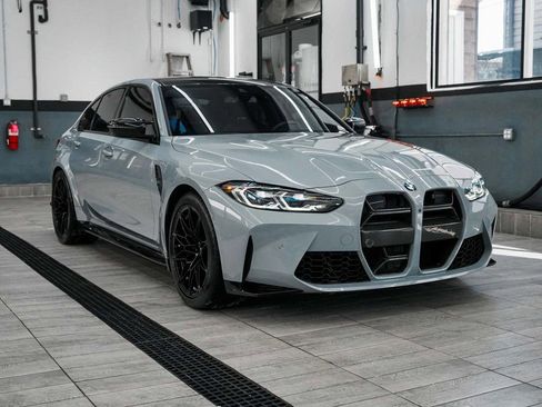 Used 2021 BMW M3 w/ Executive Package image 3
