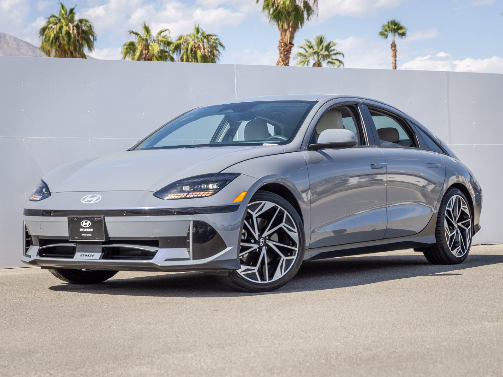 Used 2024 Hyundai Ioniq 6 SEL RWD image 1