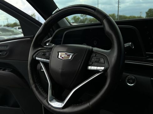 Used 2021 Cadillac Escalade ESV Sport Platinum AWD/4WD image 8