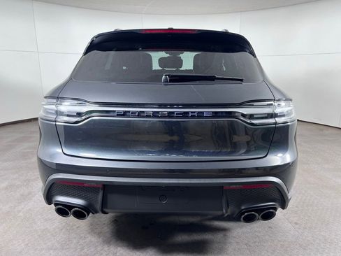 Certified 2026 Porsche Macan AWD/4WD image 6