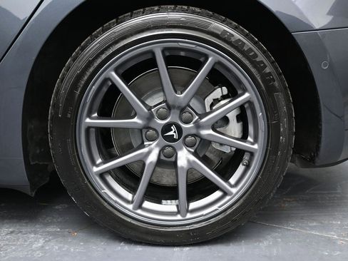 Used 2020 Tesla Model 3 Long Range image 11