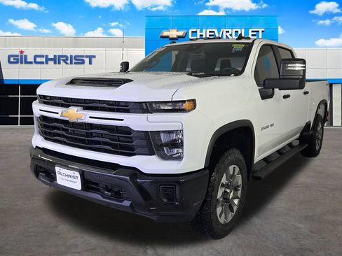 New 2026 Chevrolet Silverado 2500 Custom w/ Custom Value Package AWD/4WD image 4