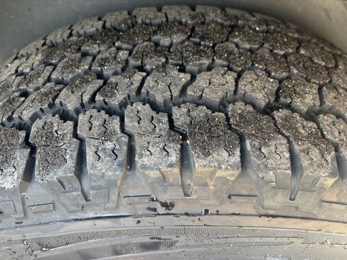 Used 2012 RAM 1500 Laramie w/ Protection Group image 19