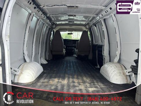 Used 2020 Chevrolet Express 2500 w/ Driver Convenience Package image 7