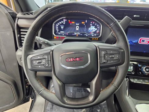 Used 2024 GMC Sierra 2500 AT4 w/ Technology Package AWD/4WD image 35