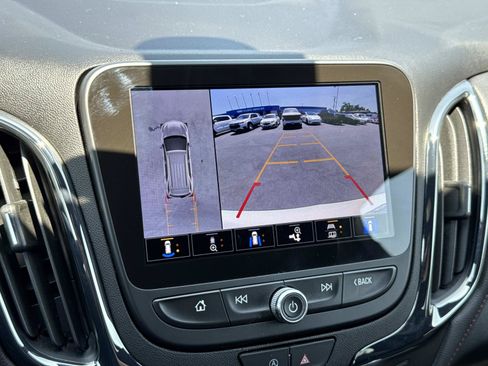 Used 2024 Chevrolet Equinox RS FWD image 18