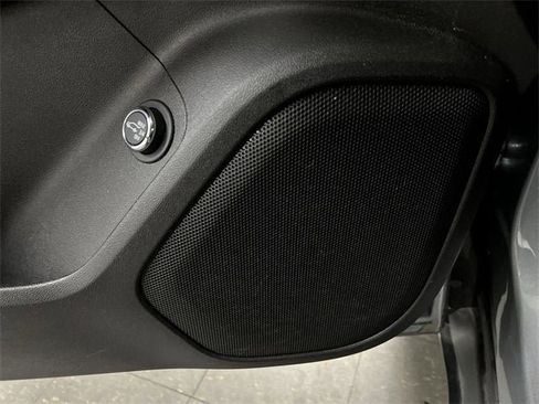 Used 2023 GMC Acadia SLE w/ Driver Convenience Package image 23