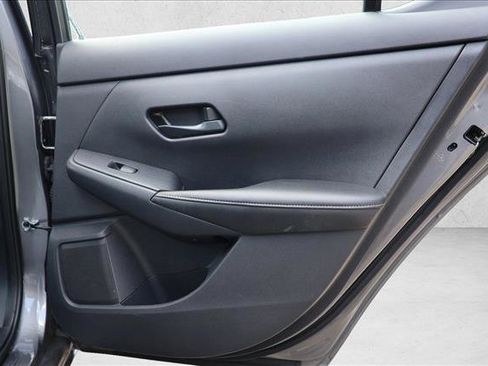 Used 2024 Nissan Sentra SV FWD image 26