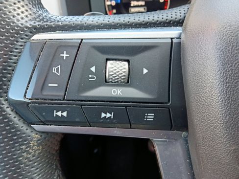 Used 2023 Mitsubishi Outlander SEL FWD image 29
