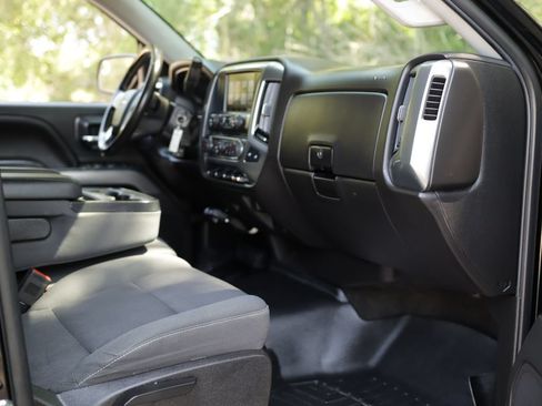 Used 2017 Chevrolet Silverado 1500 LT w/ All Star Edition AWD/4WD image 30