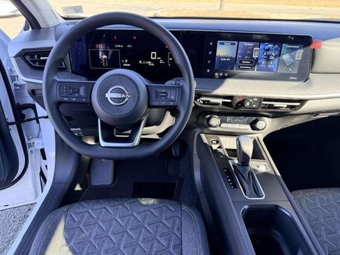 New 2026 Nissan Kicks SV FWD image 17