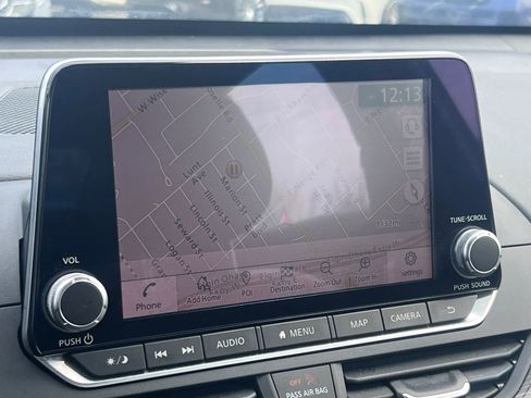 Used 2019 Nissan Altima 2.5 Platinum image 11