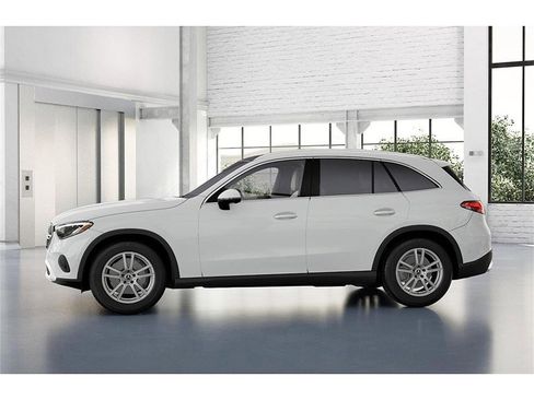 New 2026 Mercedes-Benz GLC 300 4MATIC image 35