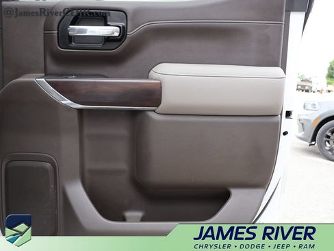 Used 2019 GMC Sierra 1500 SLT w/ SLT Premium Plus Package AWD/4WD image 11