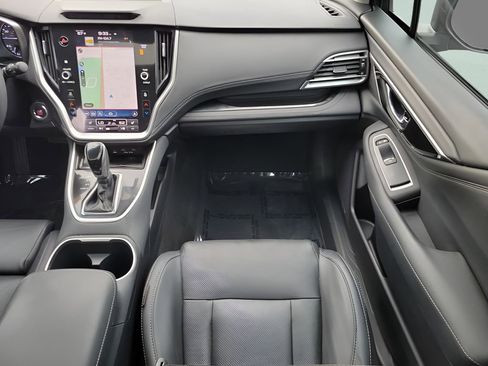Used 2020 Subaru Outback Limited image 13