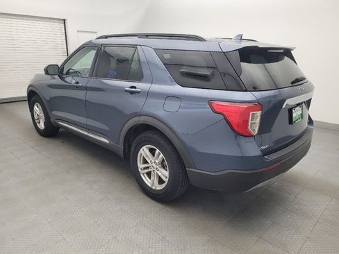 Used 2020 Ford Explorer XLT w/ Equipment Group 202A AWD/4WD image 3