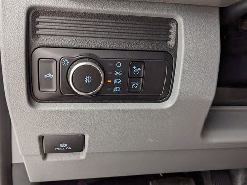 Certified 2023 Ford F250 XL w/ XL Chrome Package image 21