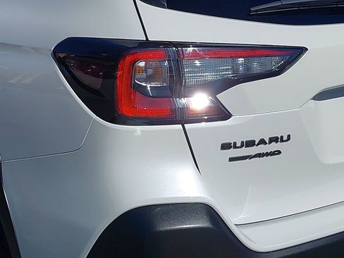 Used 2025 Subaru Outback Onyx Edition image 36