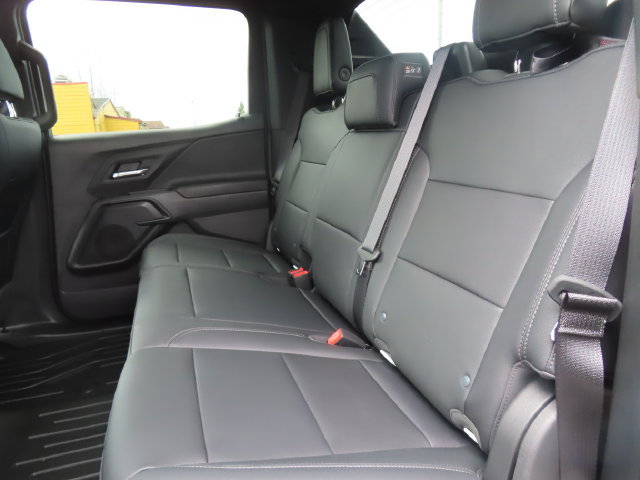 Certified 2025 Chevrolet Silverado EV W/T AWD/4WD image 35