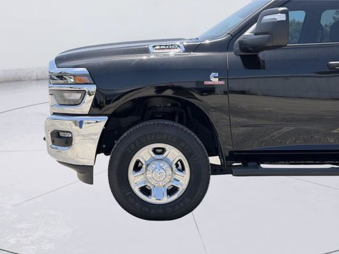Used 2025 RAM 2500 Tradesman AWD/4WD image 9