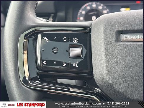 Used 2025 Land Rover Range Rover Evoque S AWD/4WD image 23