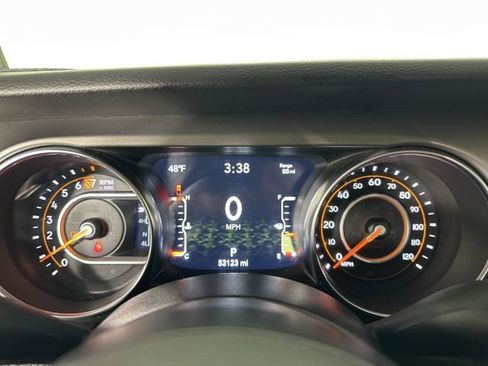 Used 2022 Jeep Gladiator Sport image 15