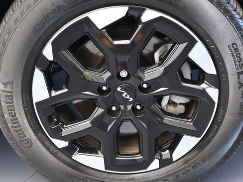 Used 2025 Kia Sorento S w/ Panoramic Sunroof Package image 46