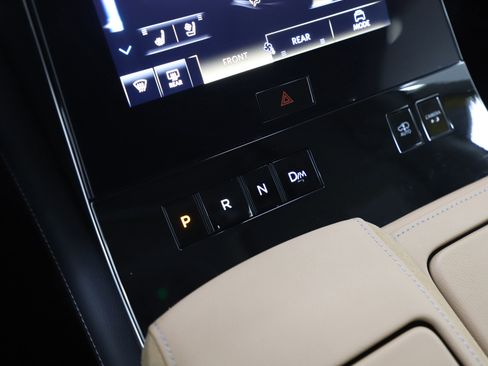 Used 2025 INFINITI QX80 Luxe image 27