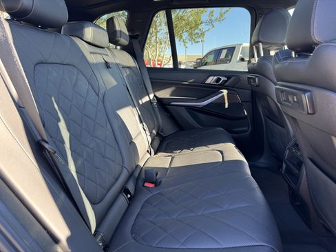 Used 2023 BMW X5 xDrive40i w/ M Sport Package image 15