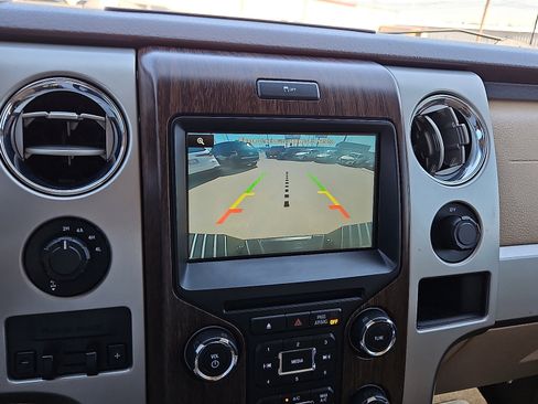 Used 2014 Ford F150 Lariat w/ Equipment Group 502A Luxury image 16