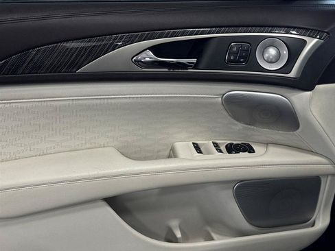 Used 2018 Lincoln MKZ Black Label w/ Technology Package AWD/4WD image 37