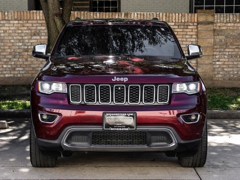 Used 2017 Jeep Grand Cherokee Limited image 11