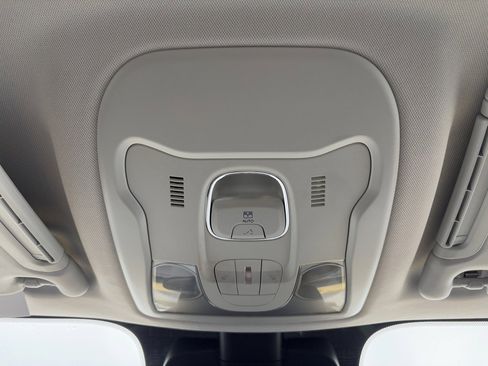 Certified 2017 Jeep Renegade Altitude image 18