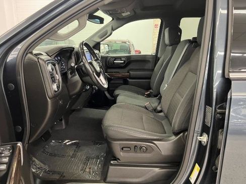 Used 2019 GMC Sierra 1500 SLE w/ SLE Value Package AWD/4WD image 22