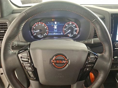 Used 2022 Nissan Frontier PRO-4X w/ Technology Package image 21