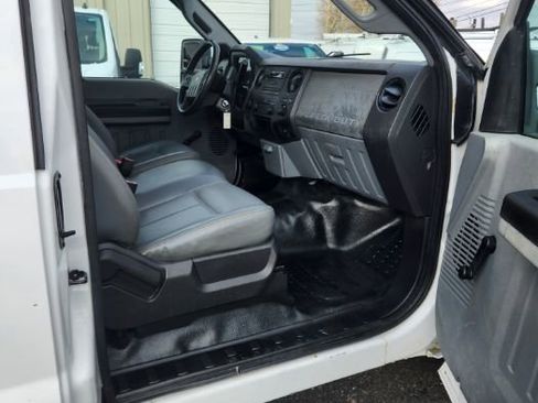 Used 2011 Ford F250 XL w/ XL Value Pkg image 20