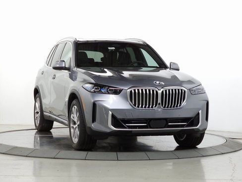 Used 2026 BMW X5 xDrive40i w/ Climate Comfort Package AWD/4WD image 1