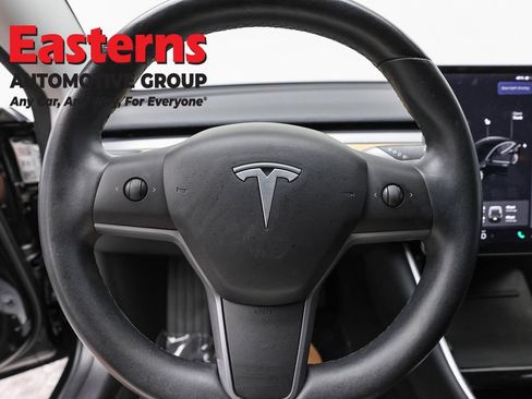 Used 2019 Tesla Model 3 Long Range AWD/4WD image 10