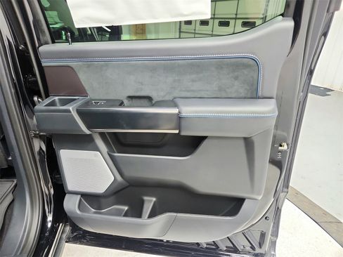 New 2025 Ford F150 Platinum w/ Equipment Group 702A High image 44