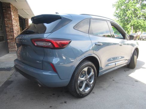 Used 2023 Ford Escape ST-Line AWD/4WD image 9