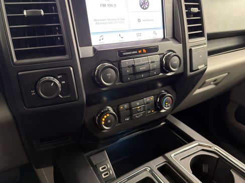 Used 2019 Ford F150 XL w/ Equipment Group 101A Mid RWD image 17