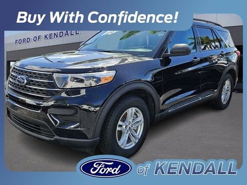 Used 2023 Ford Explorer XLT RWD image 1