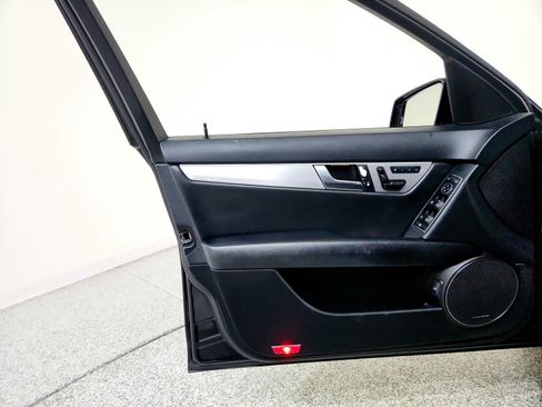 Used 2013 Mercedes-Benz C 250 C 250 Sport image 12